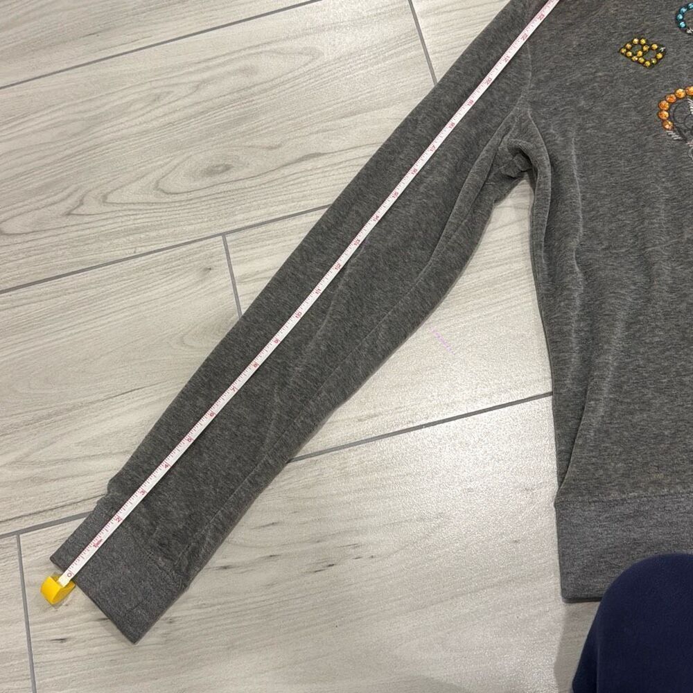 bcbg maxazria gray zip up size medium with a crown jewel detailing sewed on.. su - Picture 7 of 7